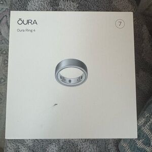 Oura Ring size 7, edition 4, brushed silver
